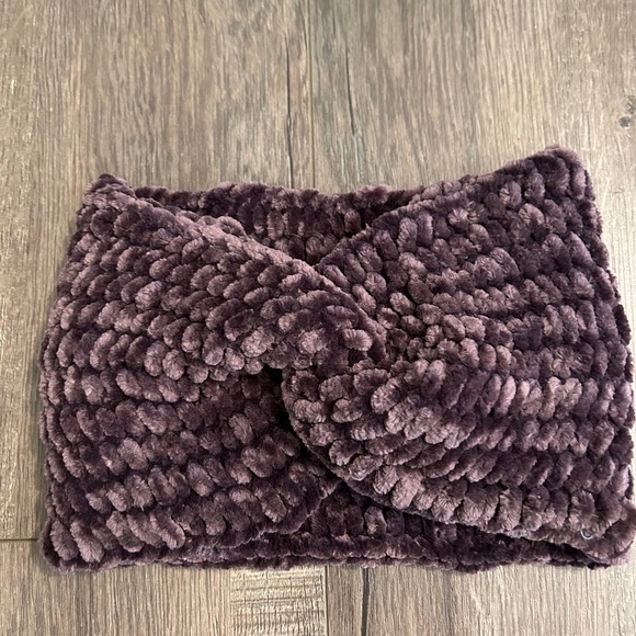 cute handmade womens headband/ ear warmers - Picture 1 of 1